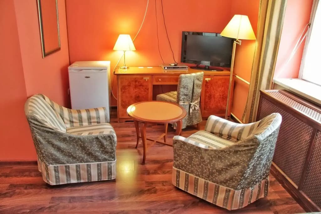 Evergreen Budapest Bed & Breakfast and Guest House - photo 1