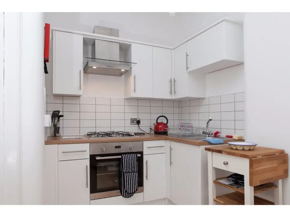 Cozy 1-bed Flat in Stockbridge Sleeps 4 - photo 12