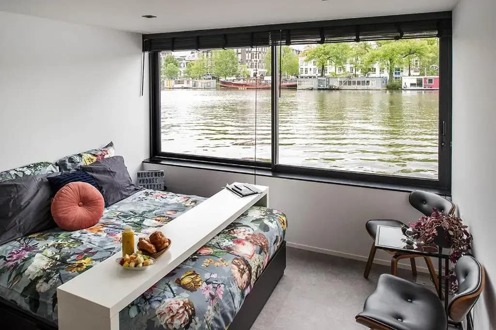 Amsterdam Houseboats - photo 4