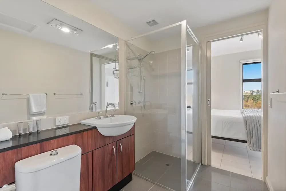 Split-level 2BR With City-view and Separate Study - photo 5