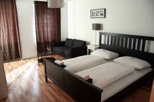 Livingston Apartment Central - photo 7