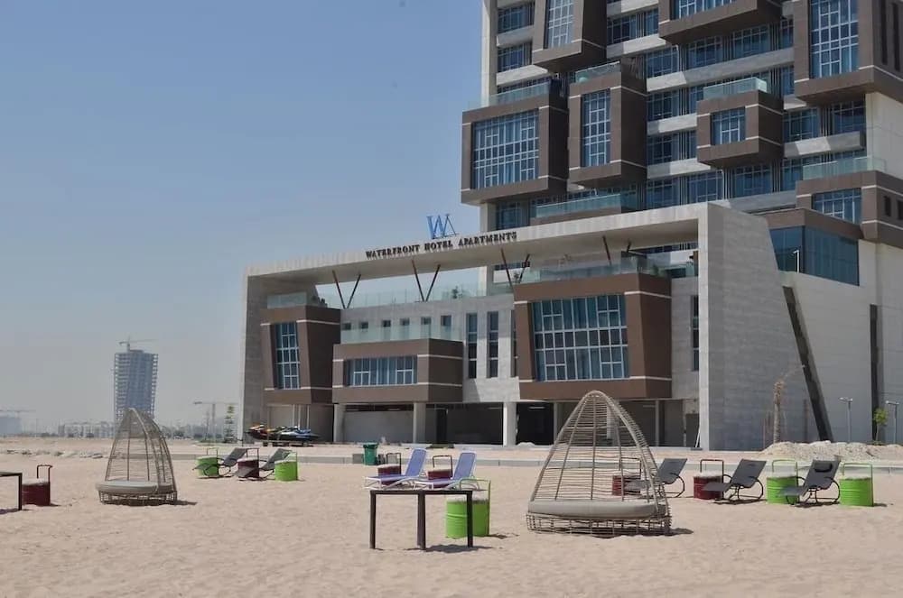 Waterfront Hotel and Apartment - photo 39