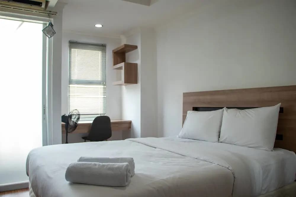 Nice And Comfort Studio Apartment At Belmont Residence Puri - photo 5