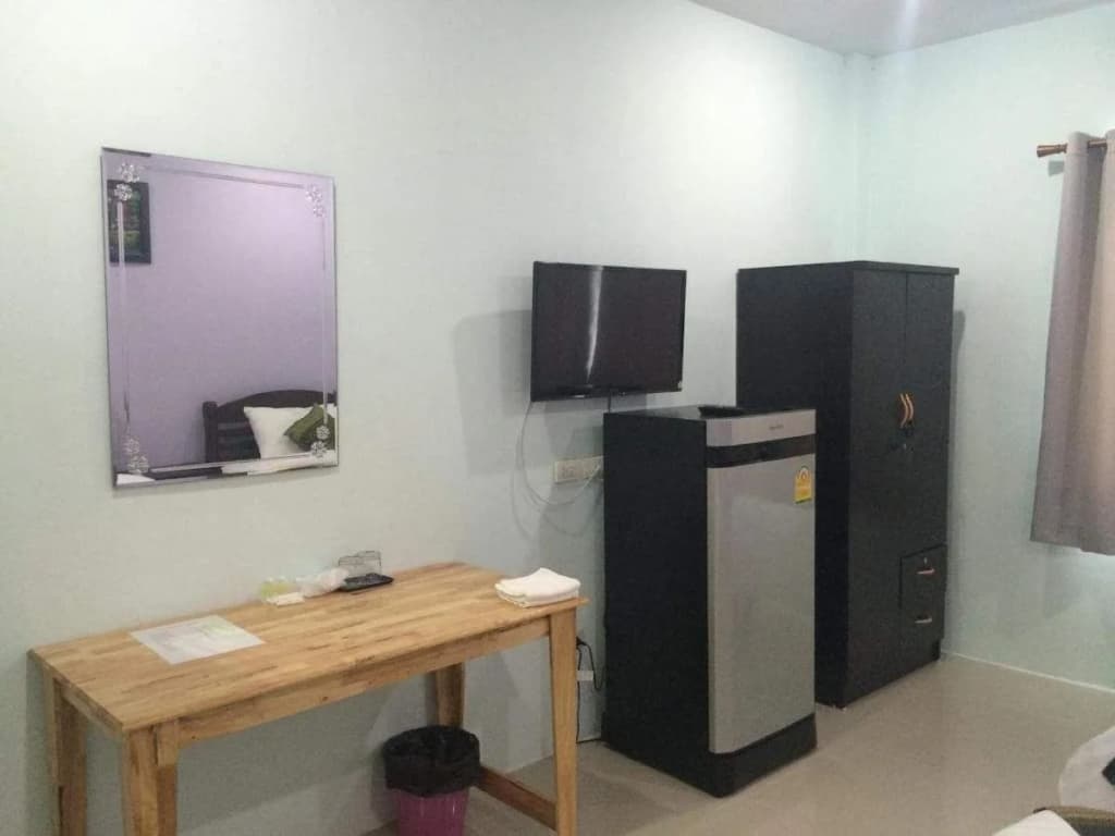 Maehaad Guesthouse - photo 6