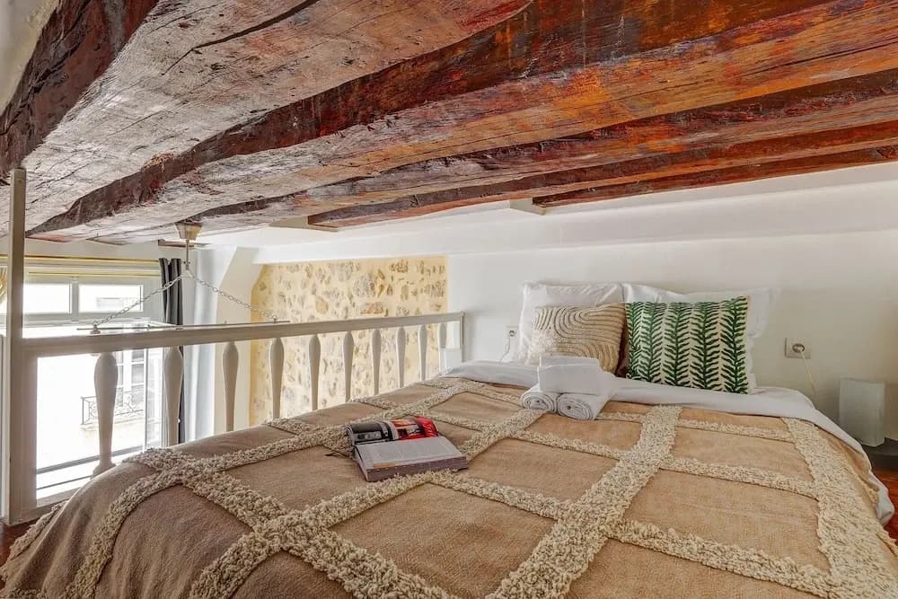 Charming Le Marais Mezzanine Studio - photo 1