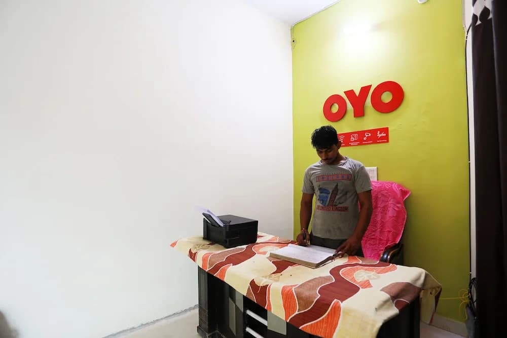 OYO 49985 Singh Hotel - photo 11