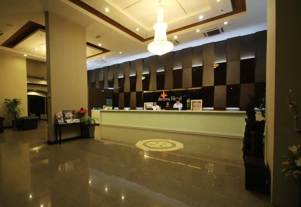 Aroma Hotel - photo 2