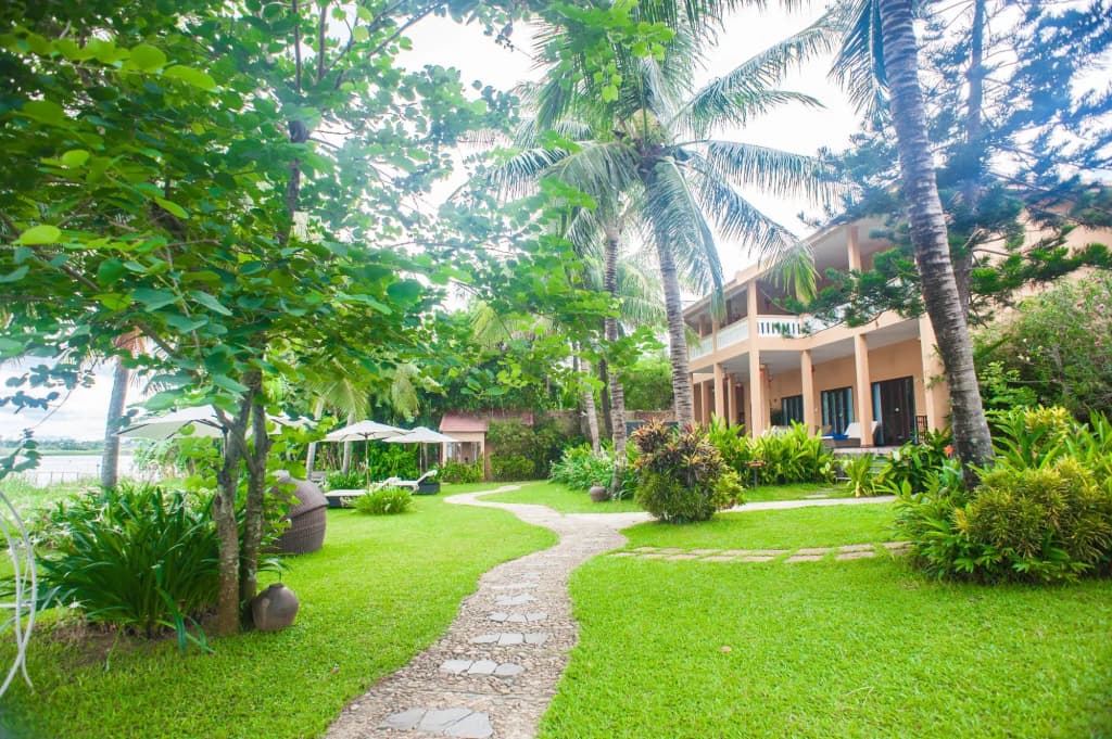 Vinh Hung Riverside Resort & Spa - photo 24