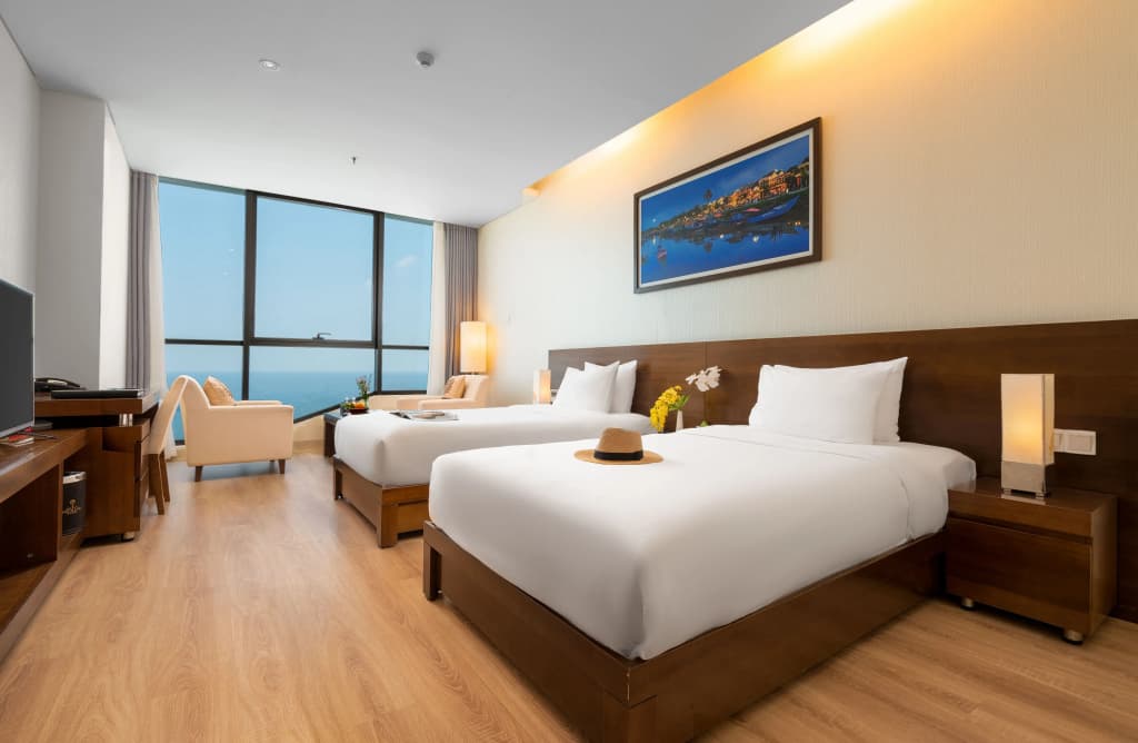 Grand Tourane Hotel - photo 3