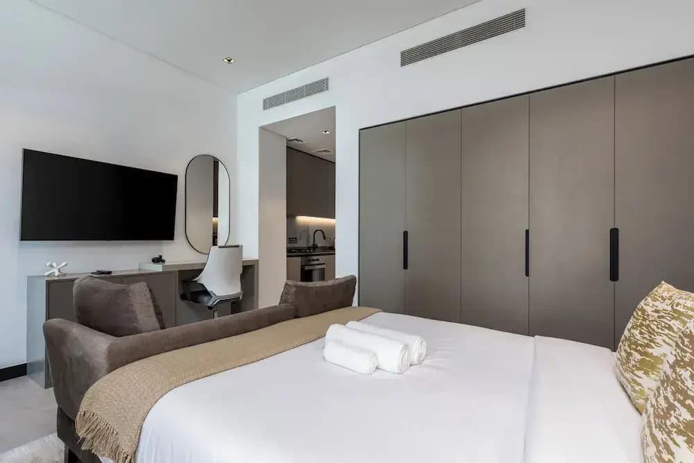 Waves - Elegant Studio Retreat in Dubai’s Business Bay - photo 4