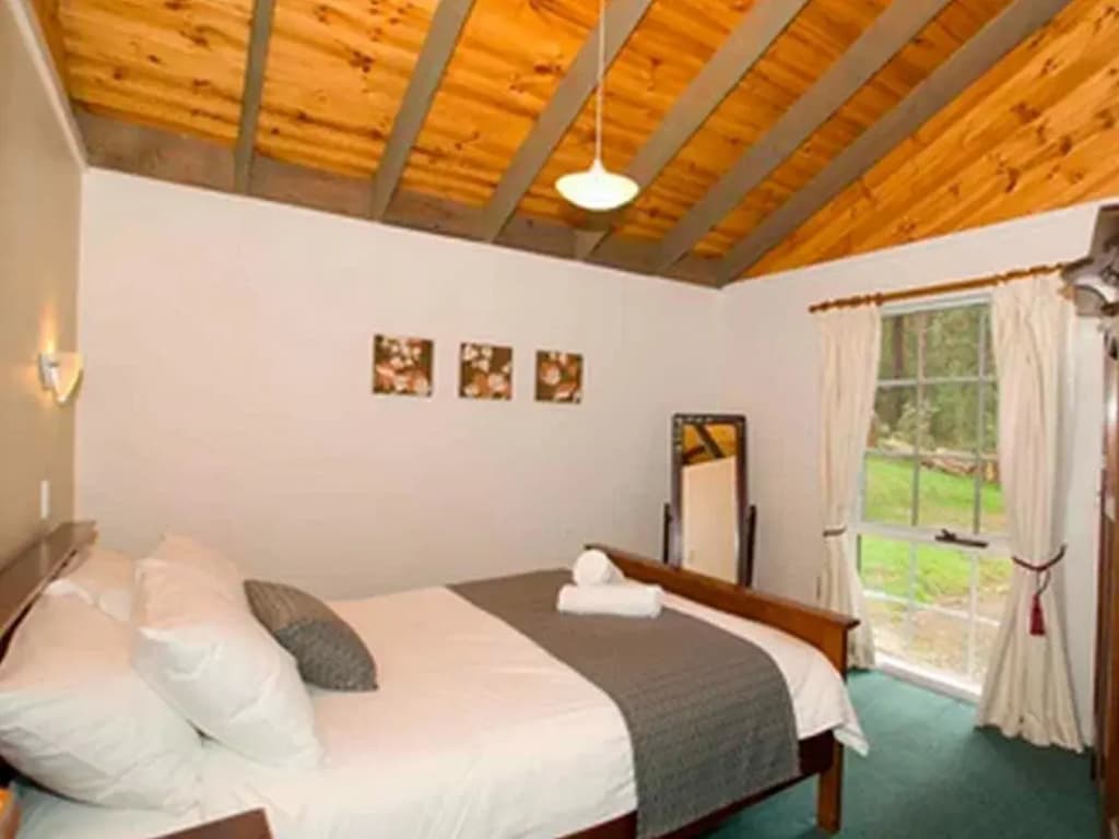 Hill 'n' Dale Farm Cottages - photo 5