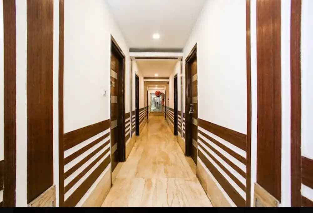 West Yard Hotels - photo 22