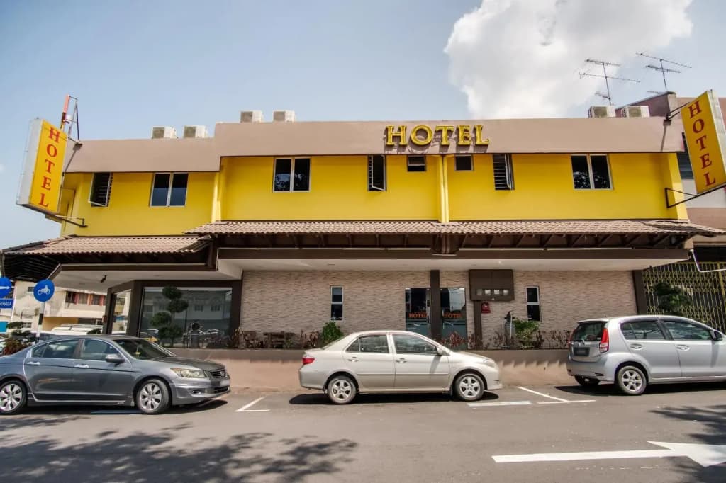 OYO 89480 Dream House Hotel - main photo