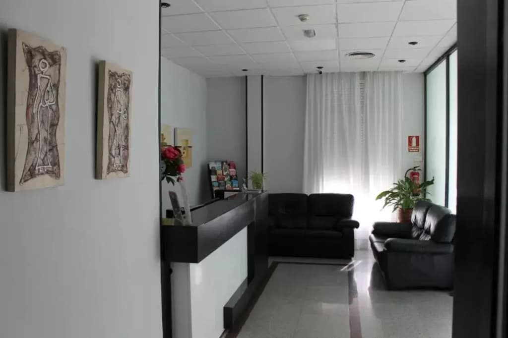 Hotel Barajas Plaza Madrid - photo 15