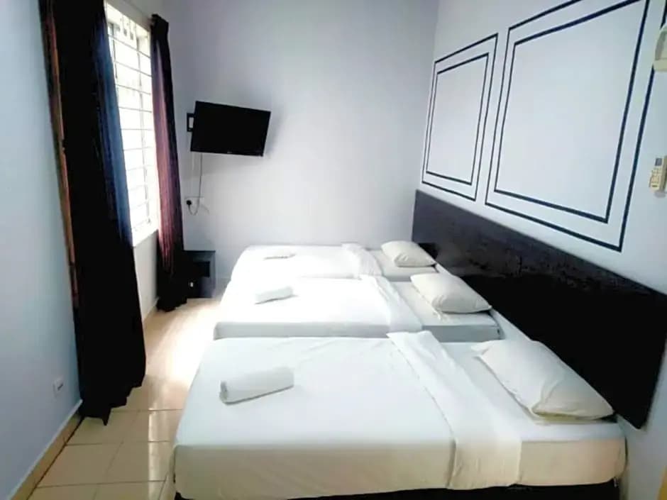 Gorjes Inn KLIA & KLIA2 - photo 2