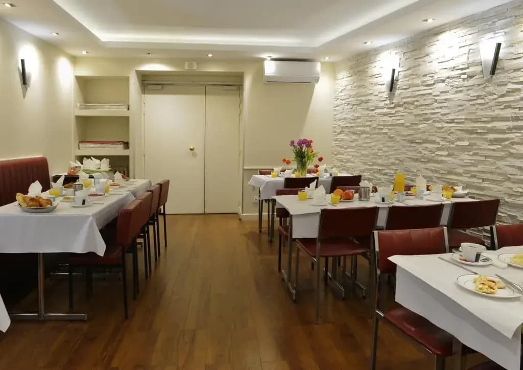 Hôtel Ambassadeur - photo 25