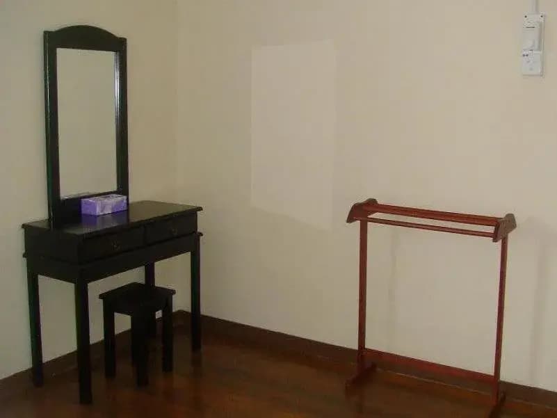 Putra Putri Lodge - photo 11