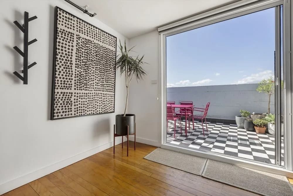 StayCentral - Fitzroy Converted Warehouse Penthouse - photo 7