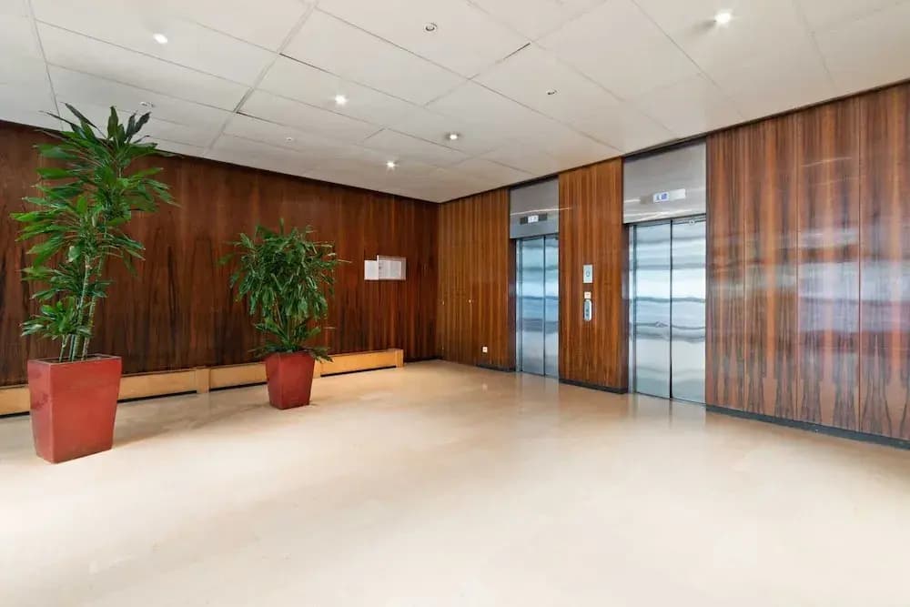Chic Apartment Near the Champs-elysées - photo 2
