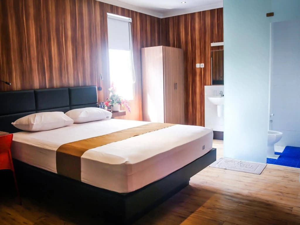 Madu Inn Hotel - photo 4
