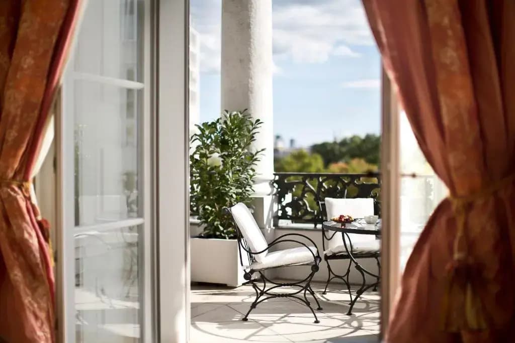 Palais Coburg - photo 8