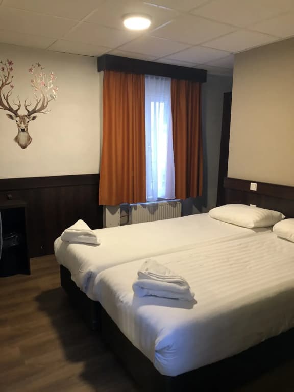 Hotel Damrak Inn - photo 12