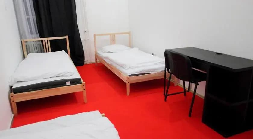 Iskola 2.0 Hostel - photo 2