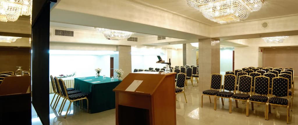 Oscar Hotel - photo 16
