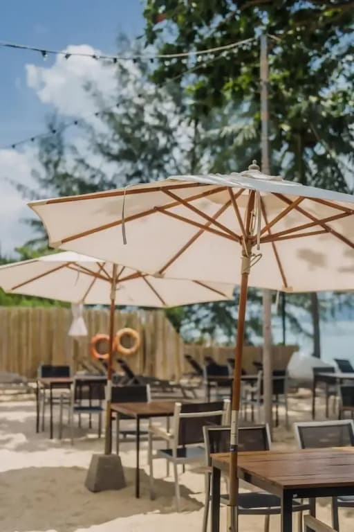 Maroon Studio at the Beachfront - photo 27