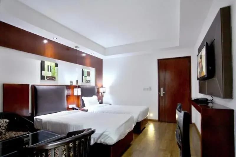 Hotel Shuhul Continental - photo 16
