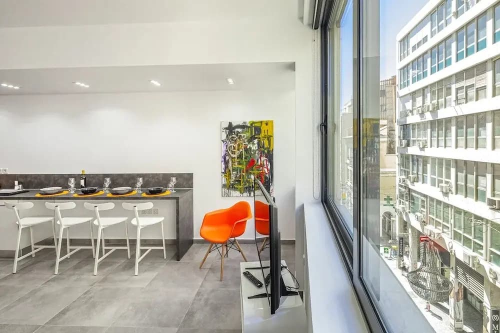 GK Ermou - photo 11