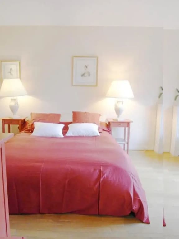 Apartment With one Bedroom in Paris, With Furnished Garden and Wifi - photo 3