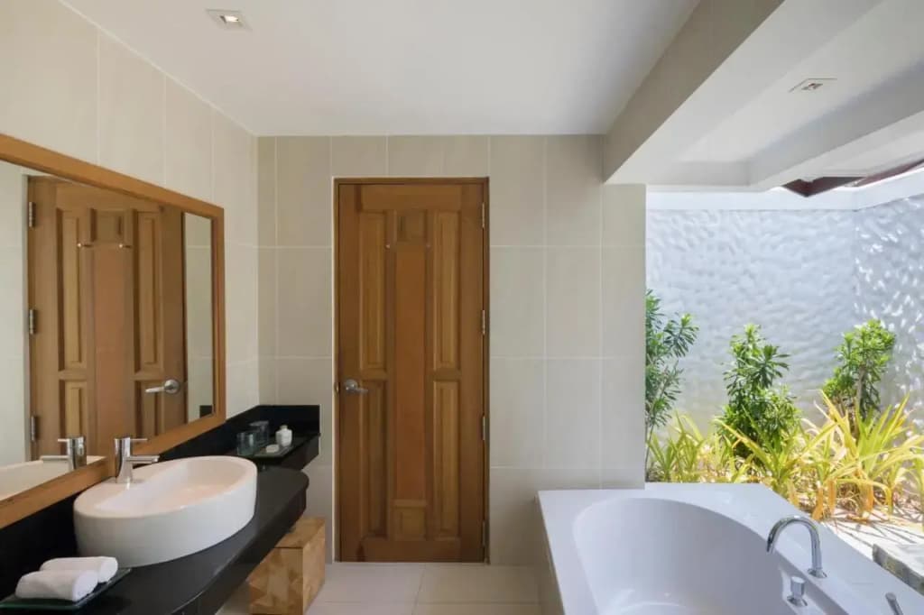 Niva Kurumba Maldives Resort - photo 10