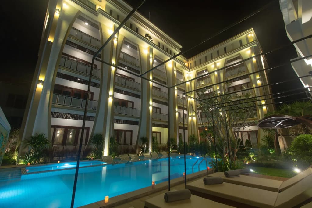 The Night Hotel - photo 15