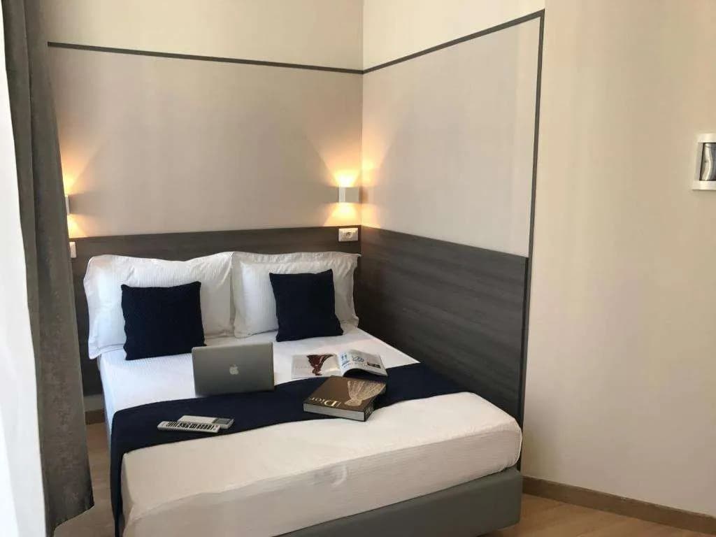 Boutique Hotel Neptune Nice - photo 20