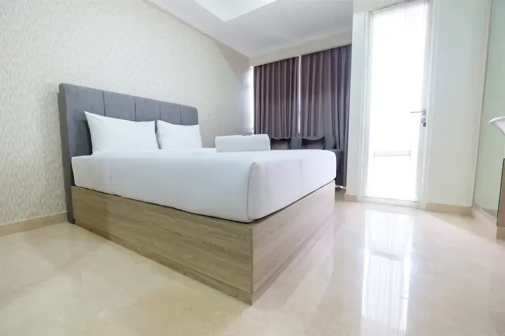 Minimalist Studio Menteng Park Apartment - photo 2