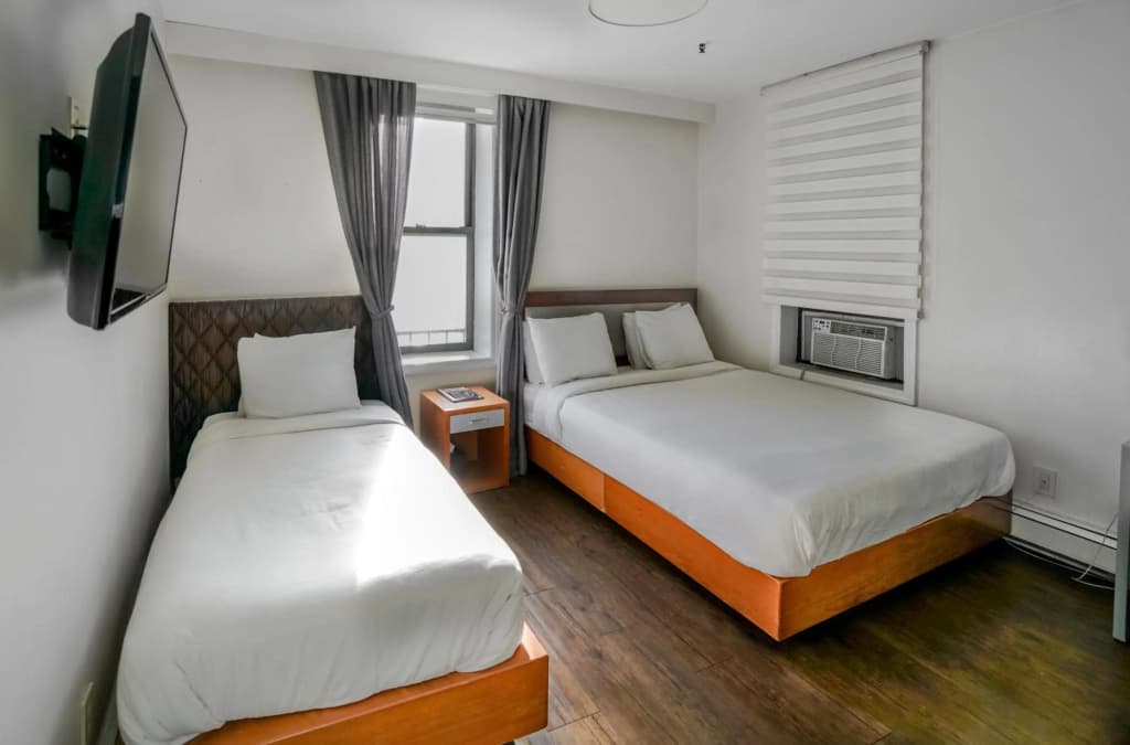 Midtown West Hotel - photo 4
