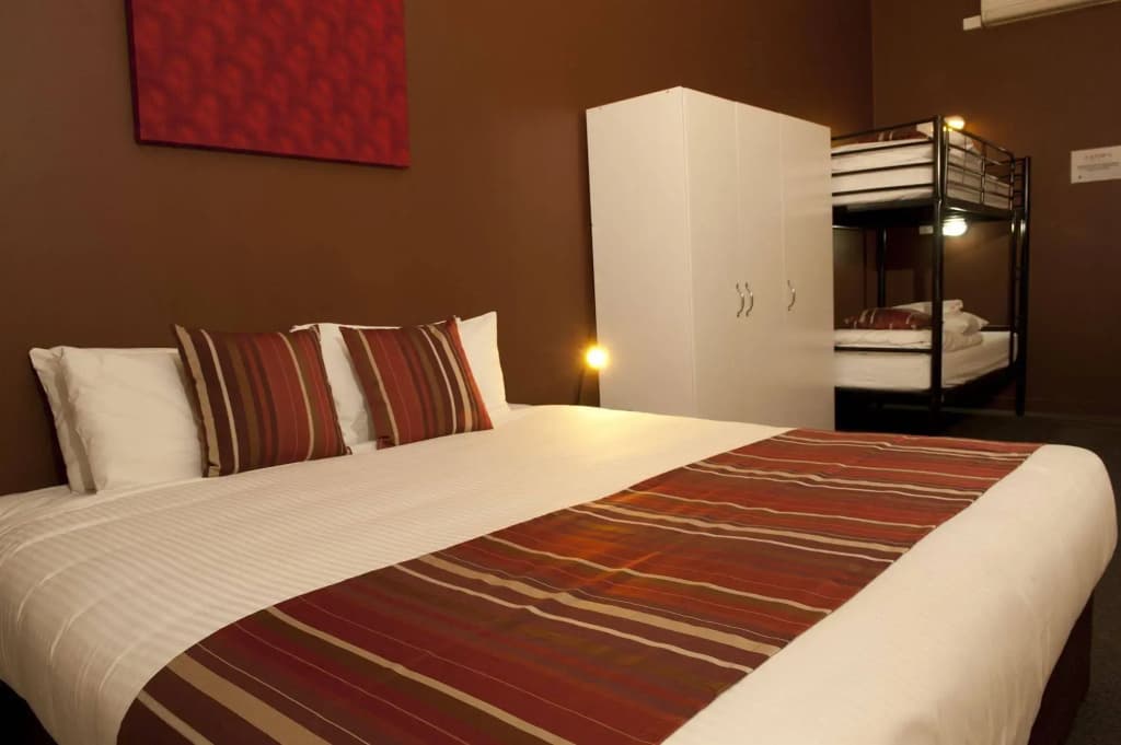 Urban Central Accommodation - Hostel - photo 6