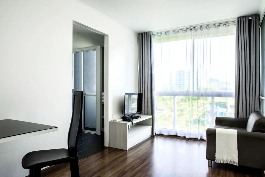 The WIDE Condotel - Phuket - photo 5
