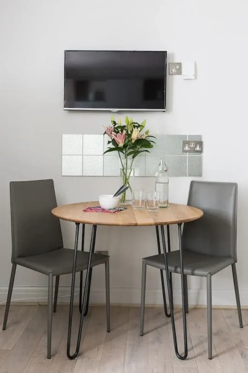 Ultra luxurious London home for 5-7 - photo 21