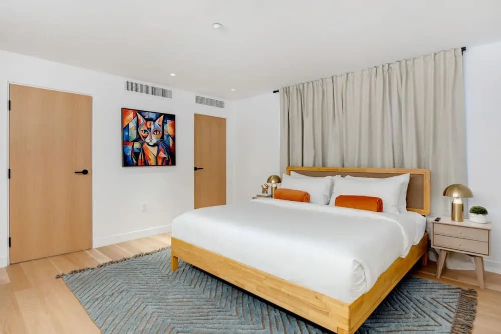 The Santa Monica Sunset - Beachfront Luxury - photo 20