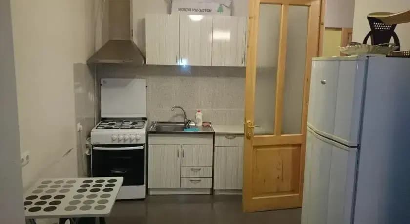 Apartment with Garden - photo 10
