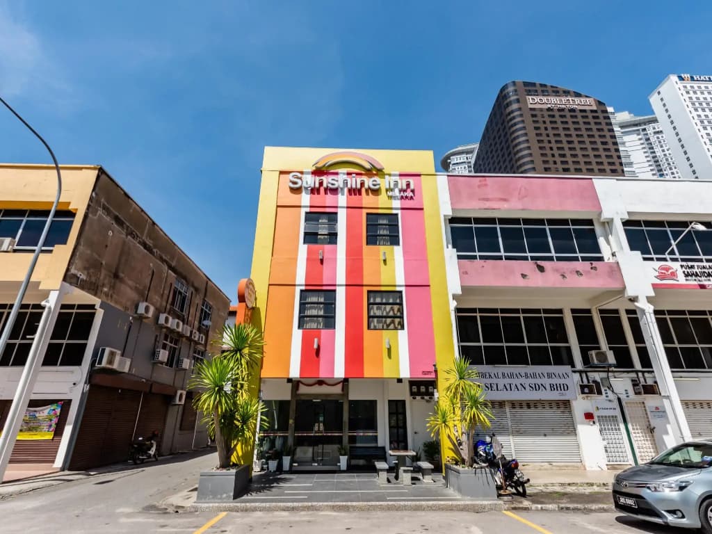 Sunshine Inn Malacca - photo 1