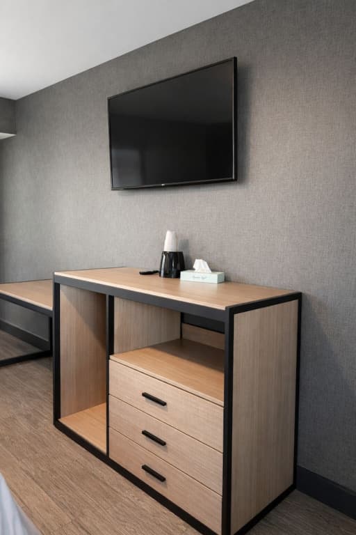 Stella Hotel Bronx - photo 13