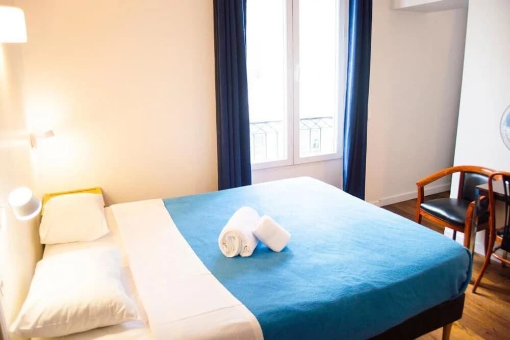 Hotel La Louisiane - photo 2