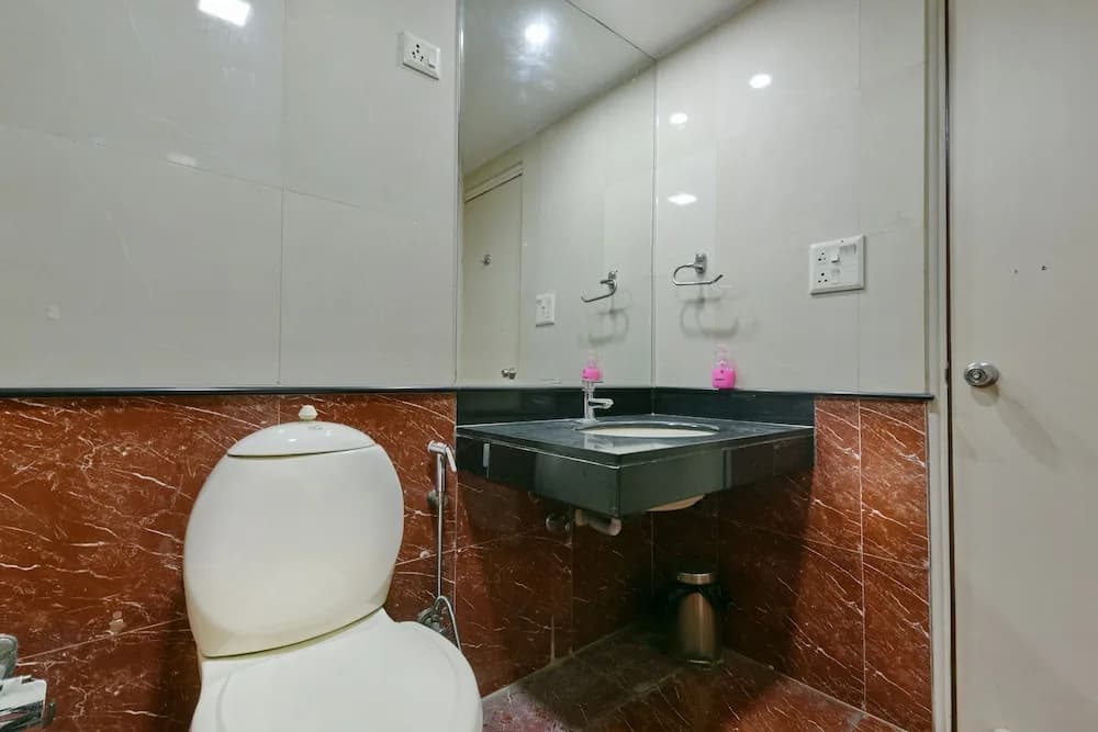 Hotel Admire inn NFC By ASPL - photo 10