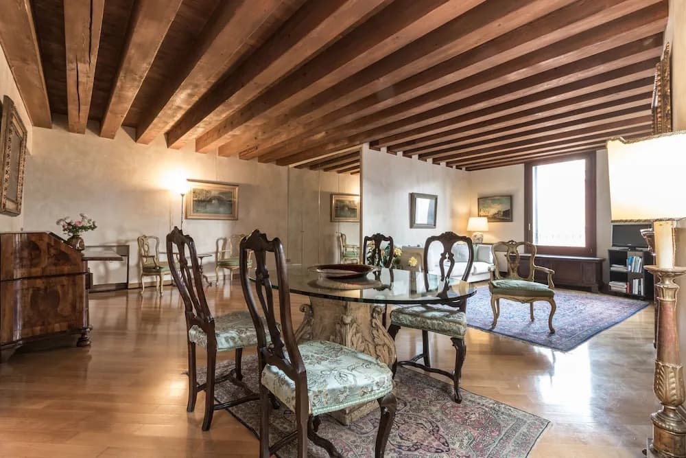 La Fenice Theatre Exclusive Flat - photo 16