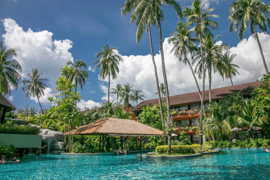 Courtyard by Marriott Phuket, Patong Beach Resort - photo 17