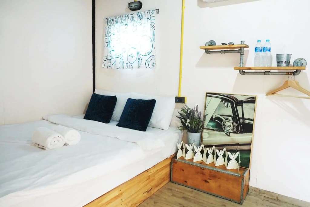 Sweet Box Bed and Breakfast - photo 3