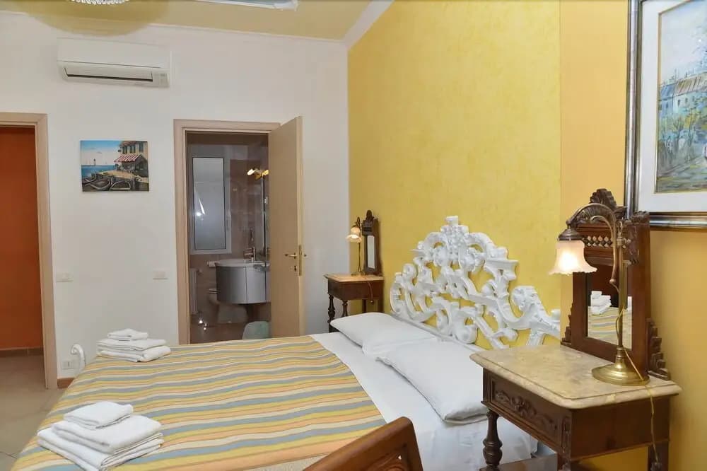 At Vatican Apartment - photo 4